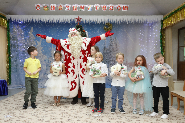 Новогодние чудеса в детском саду 'Юные Капитаны'