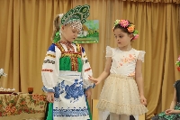 Знакомство с элементами народного костюма