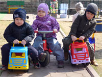 Весна! Тает последний снег!