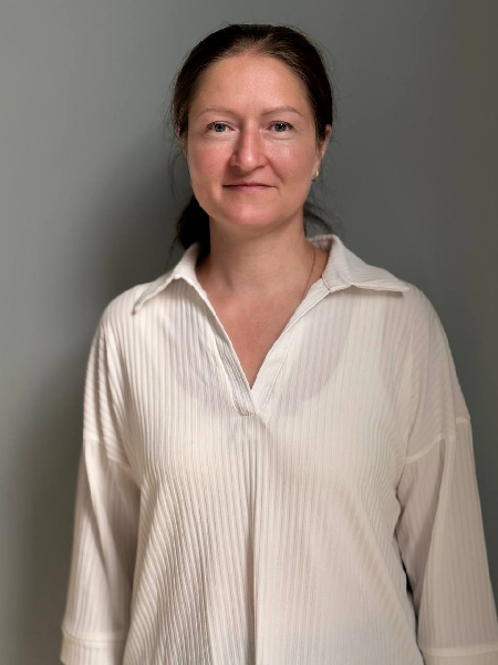 Знакомство с педагогами: воспитатель старшей группы Катунова Татьяна Евгеньевна