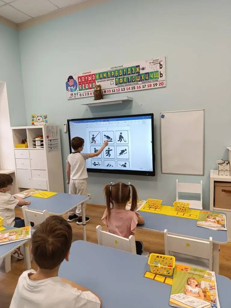 Не просто буква Л: как дошколята сходили в прошлое за лаптями и прялками