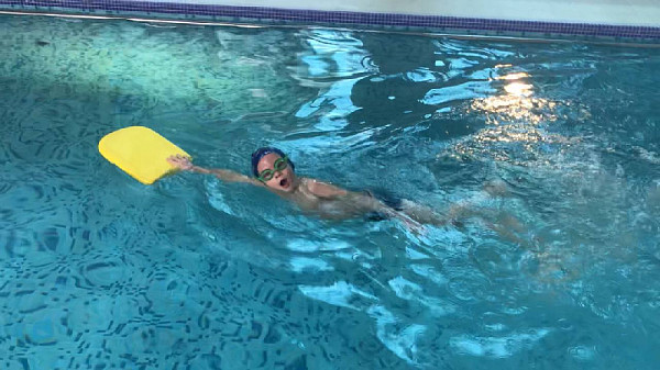 «От брасса до баттерфляя: как мы покоряем водную стихию»