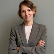 Знакомство с педагогами: русскоговорящий педагог английского языка Воробьева Марина Сергеевна