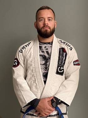 Знакомство с педагогами: тренер по борьбе Штырков Илья Сергеевич