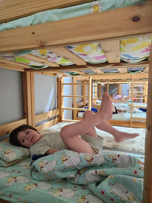 Пробуждение с пользой: как бодрящая минутка запускает детский организм