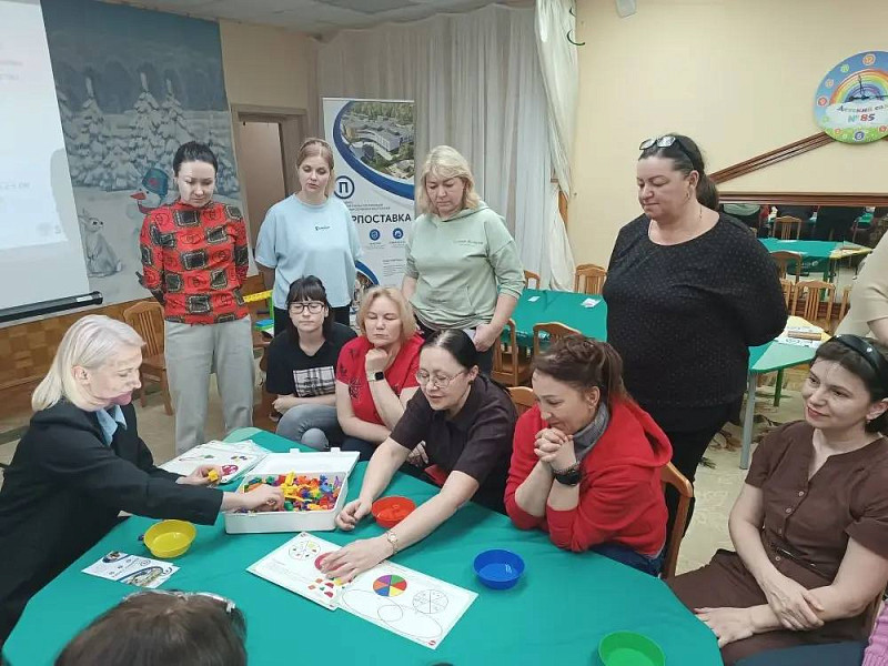 Как превратить стену в интерактивную лабораторию: опыт нашего методиста